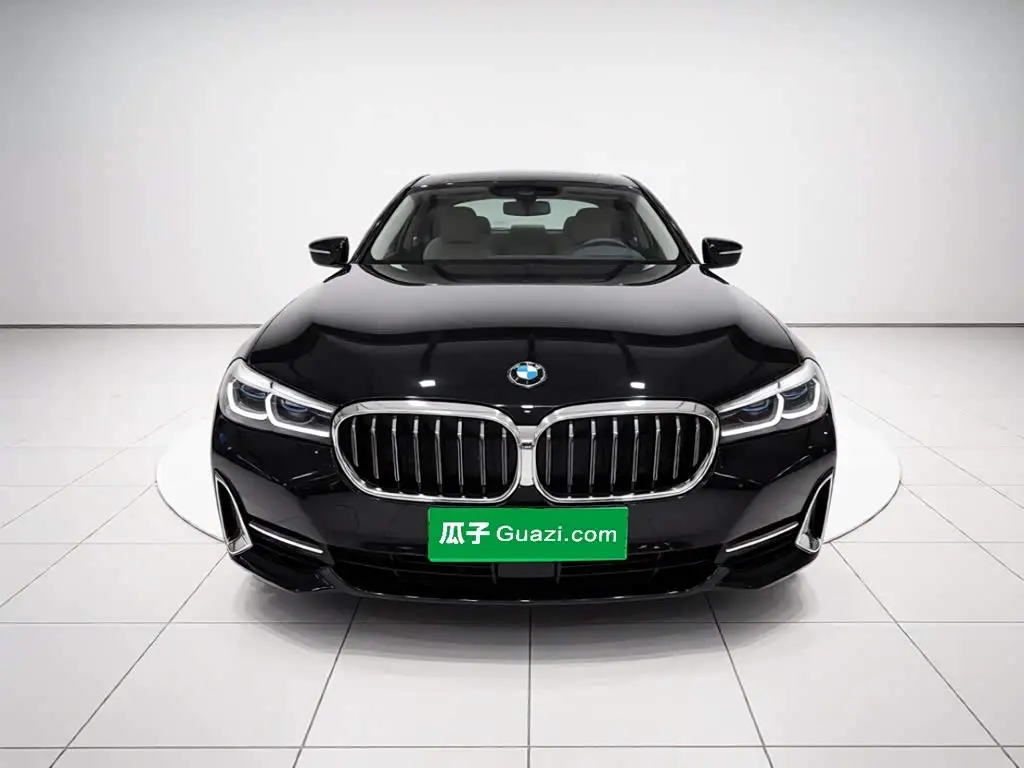BMW 5 Series 2023 — Фото 2/20