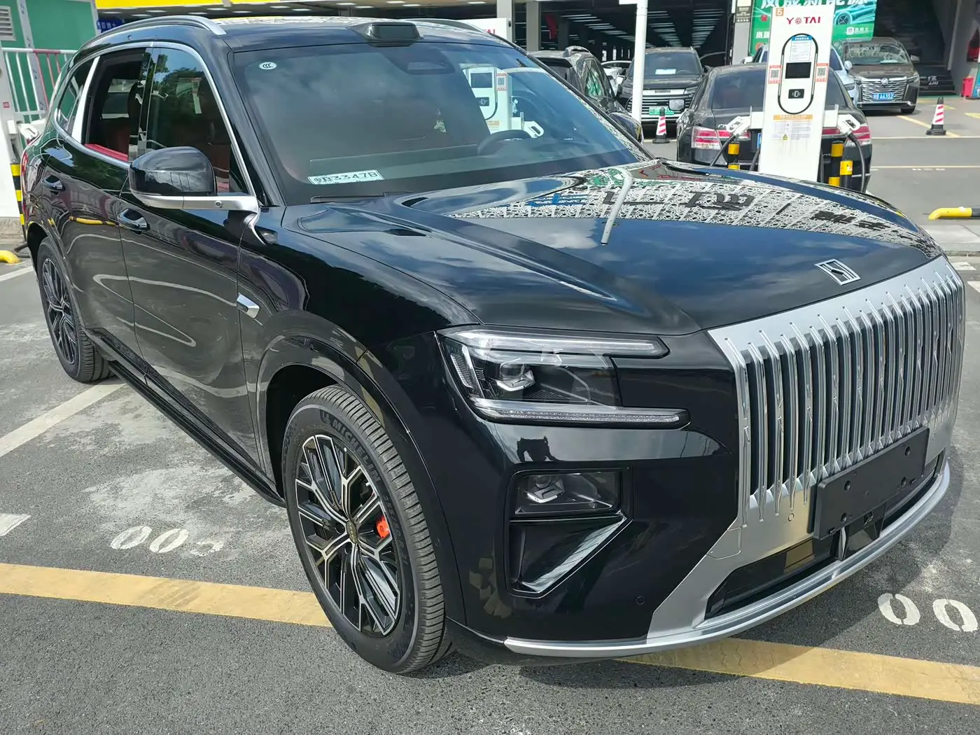 ZEEKR 8X, 2026