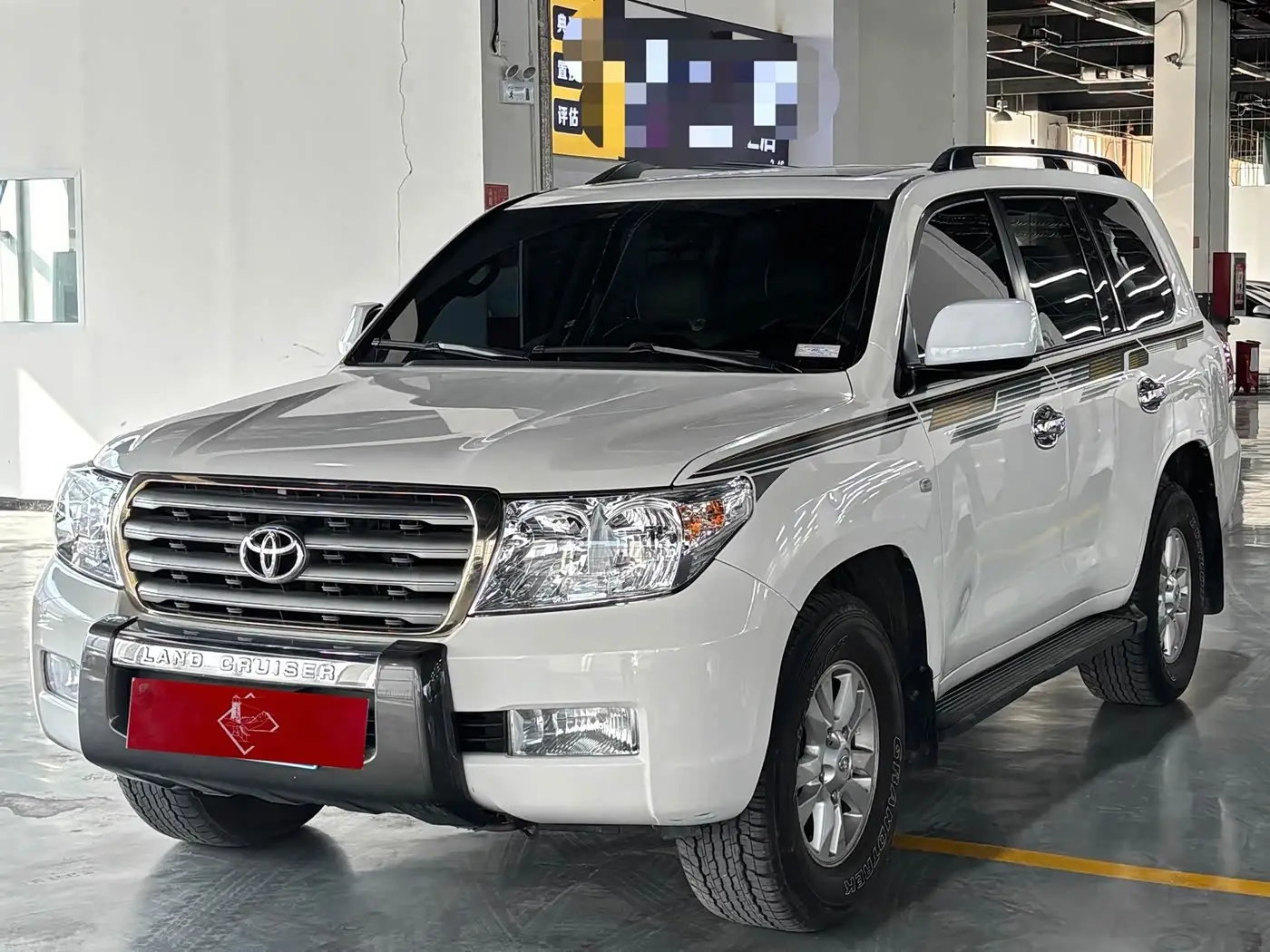Toyota Land Cruiser, 2012