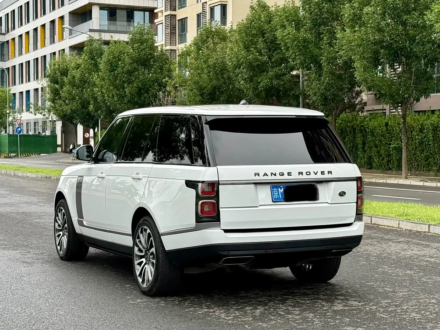 Land Rover Range Rover 2022 — Фото 6/16