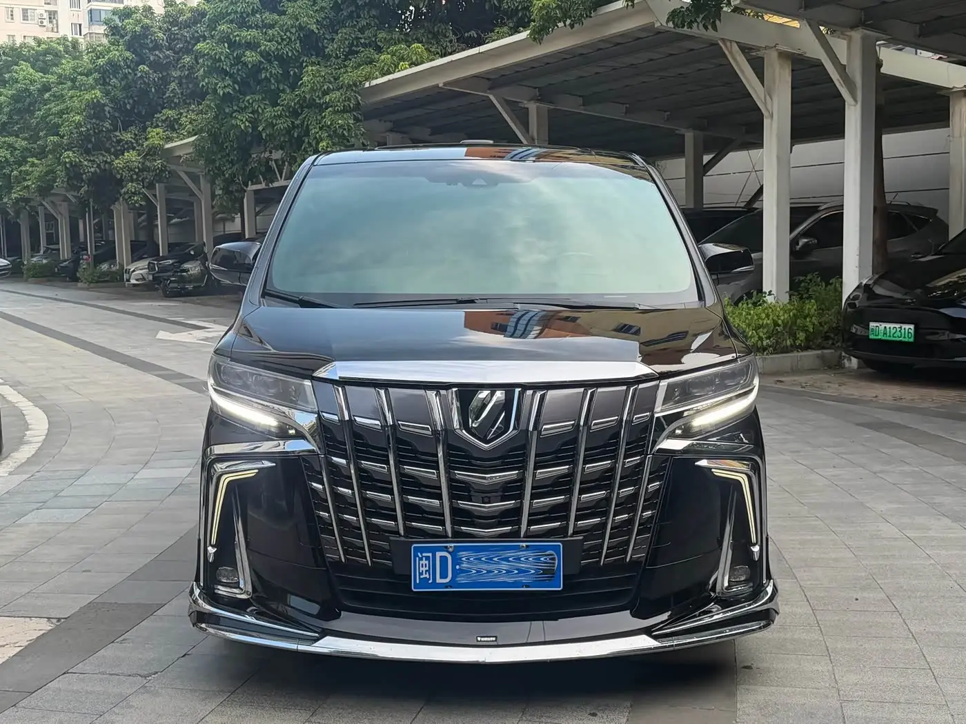 Toyota Alphard 2021 — Şəkil 2/11