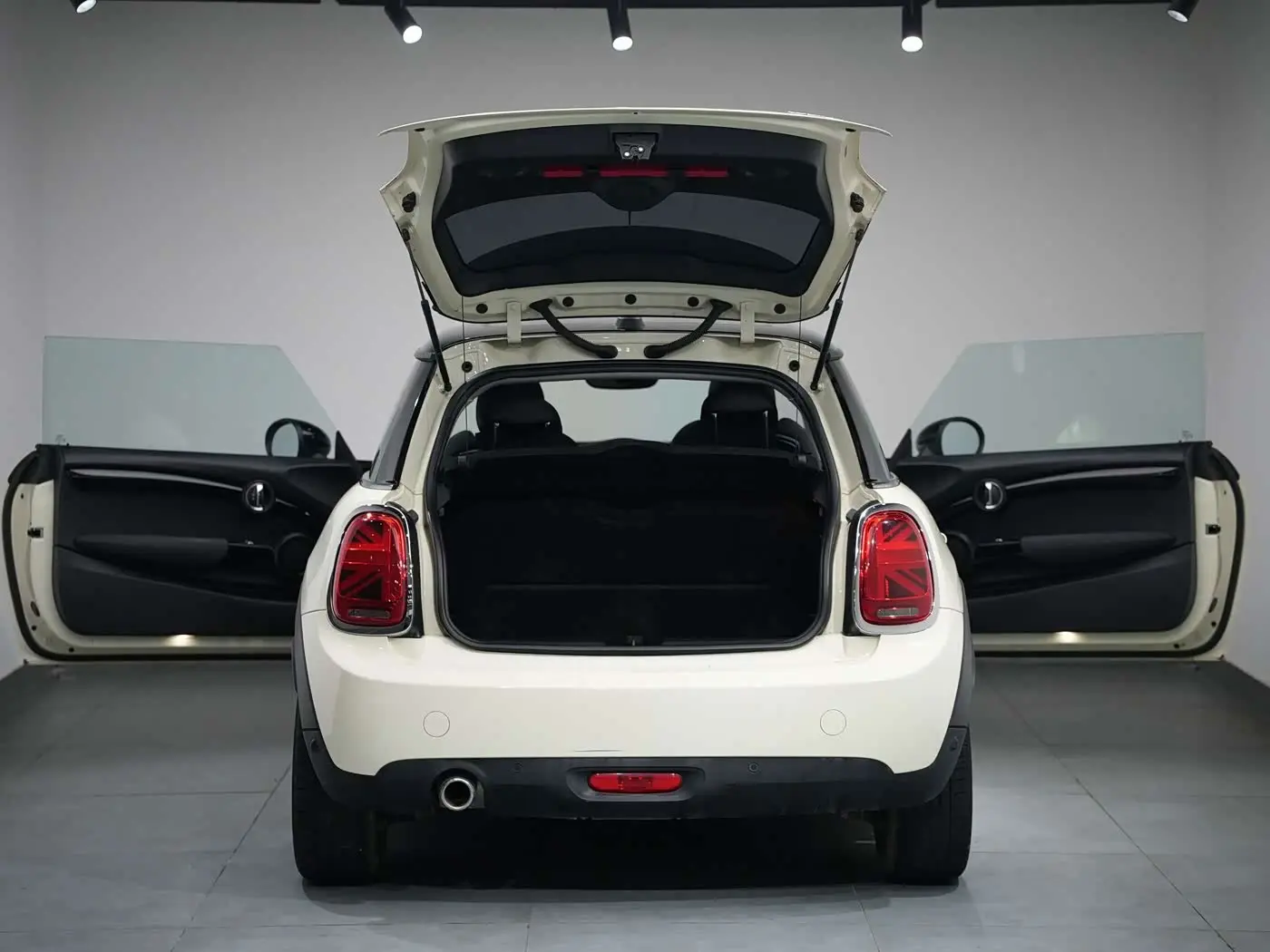 MINI MINI 2018 — Photo 7/20