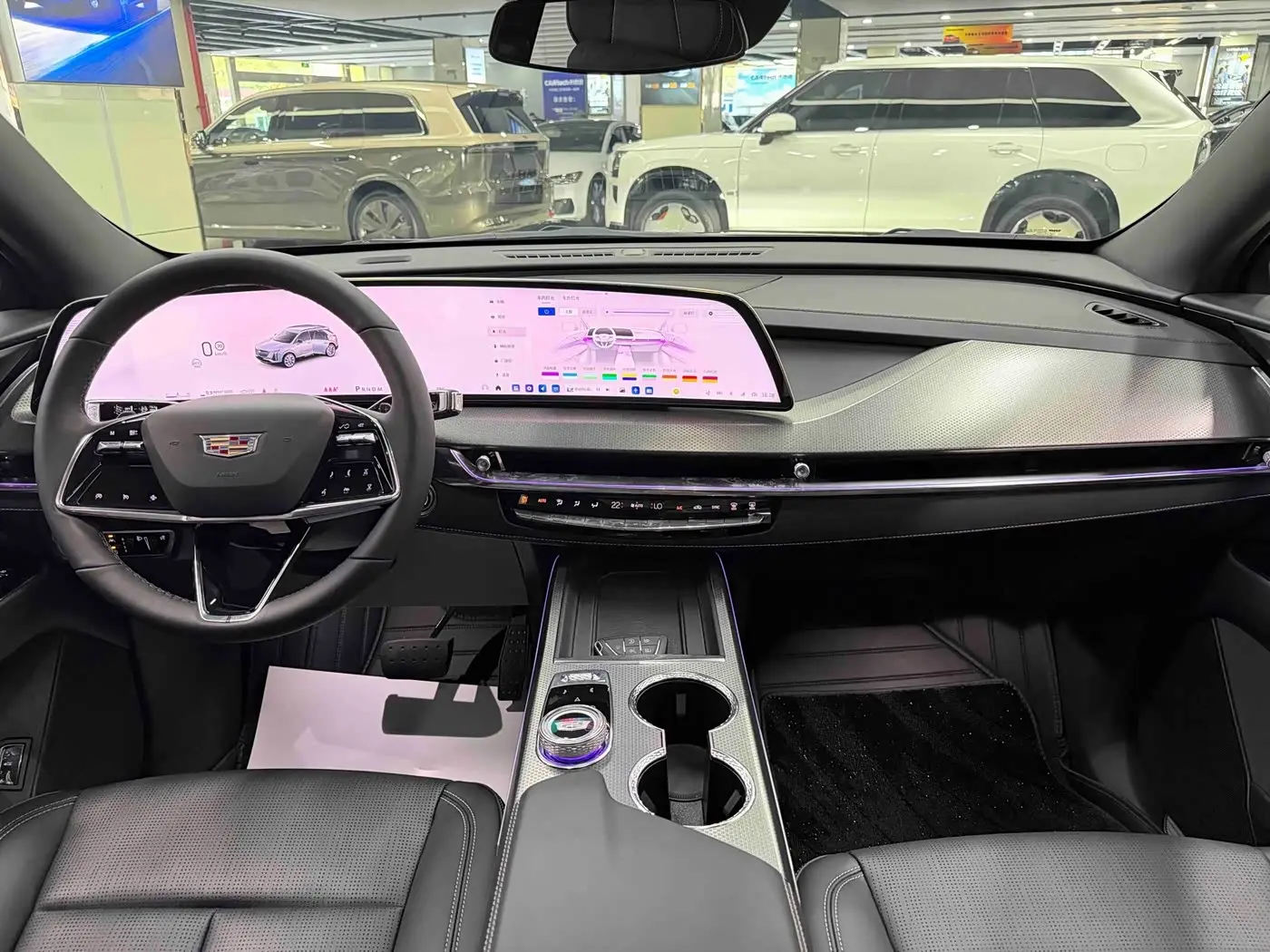 Cadillac XT5 2026 — Фото 10/14