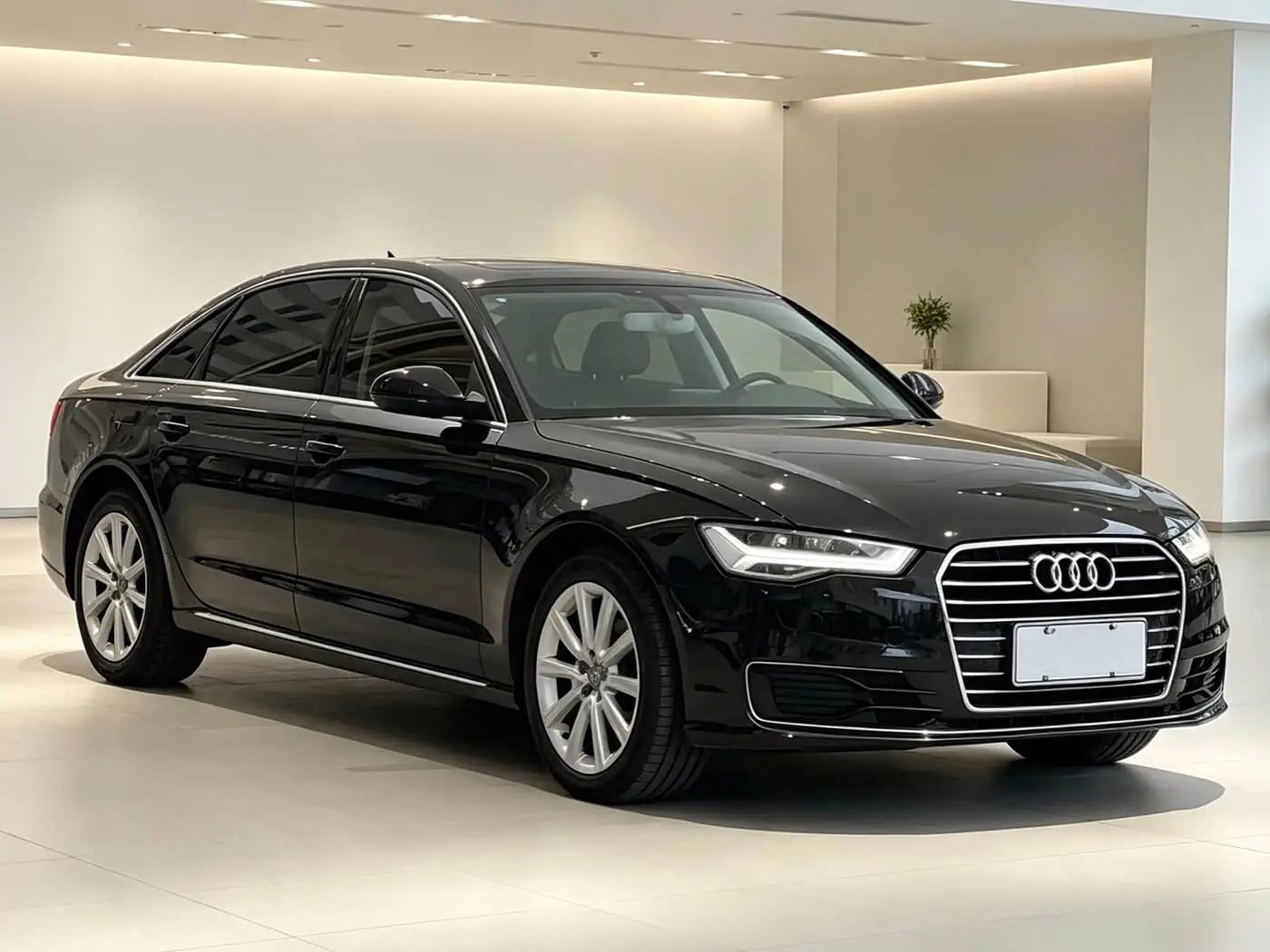 Audi A6L 2019 — Photo 3/9
