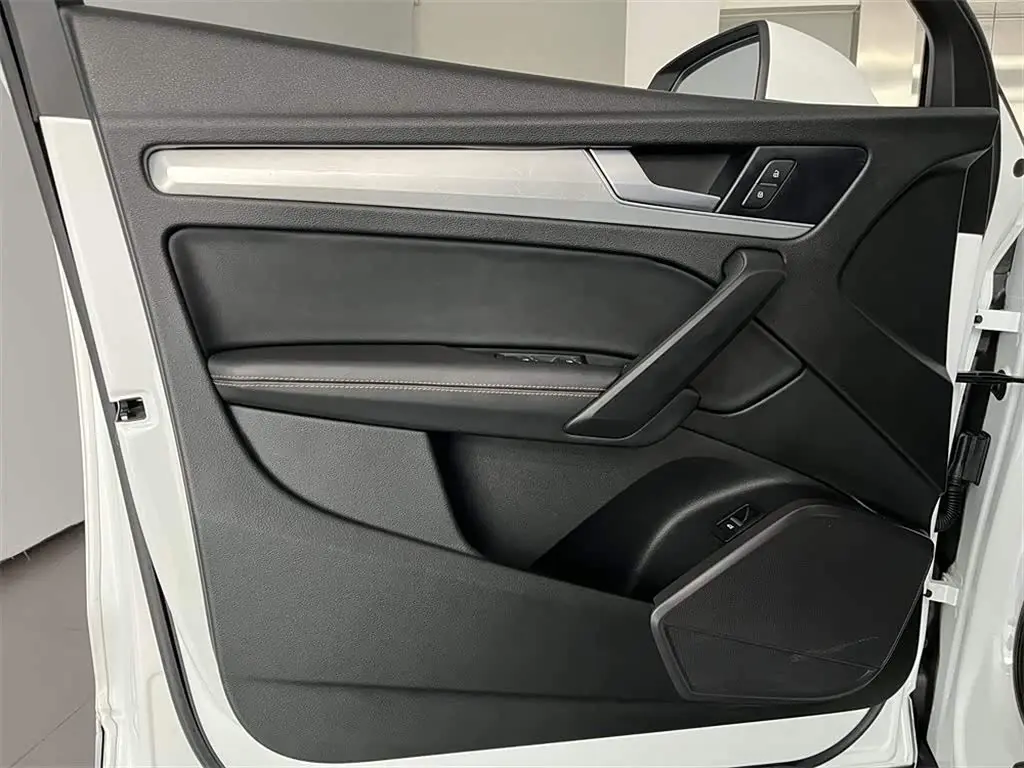 Audi Q5L 2019 — Фото 13/13