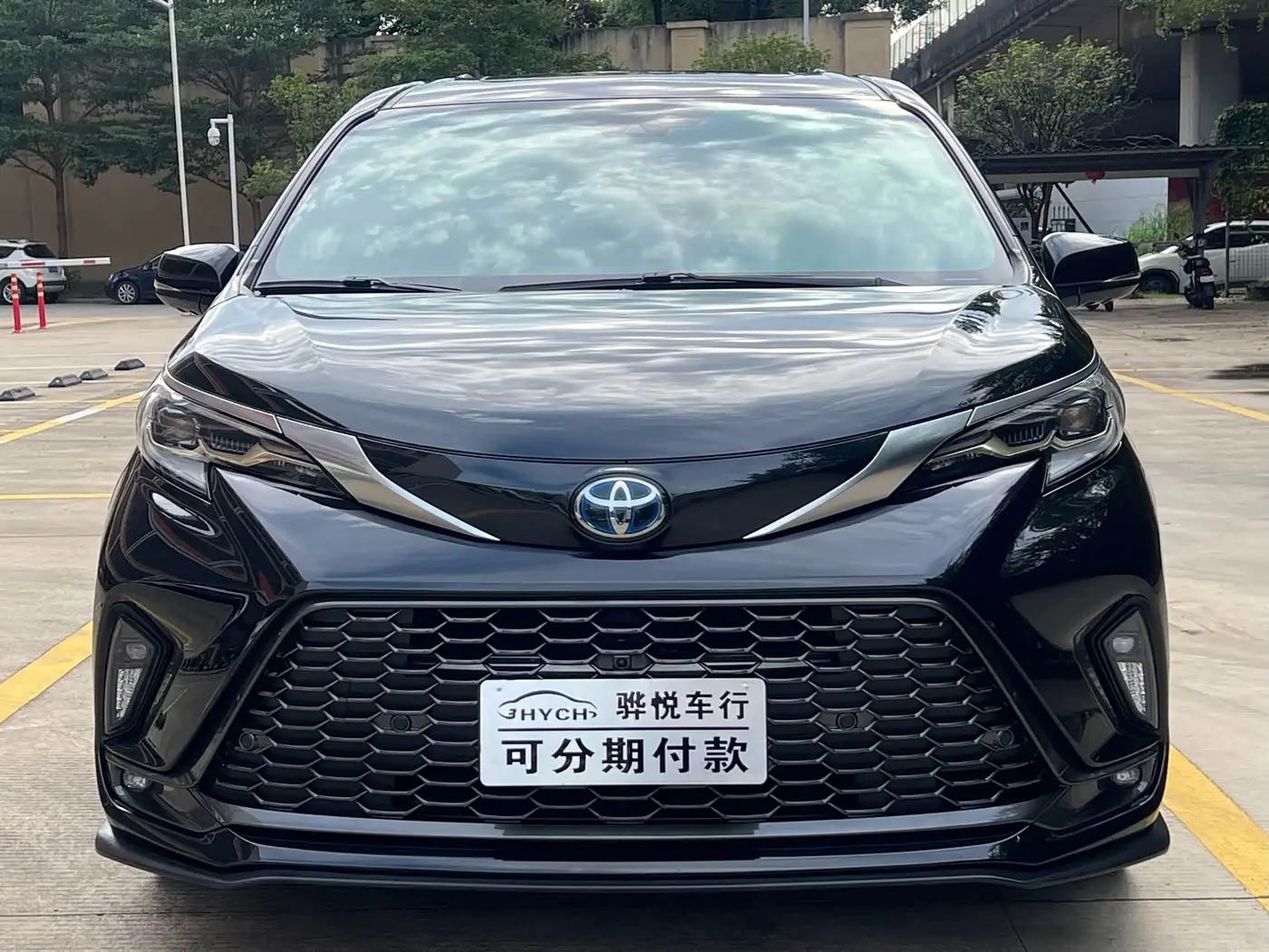 Toyota Granvia, 2024