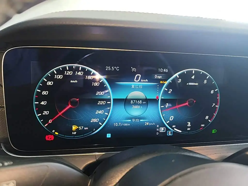 Mercedes-Benz E-Class 2022 — Фото 12/20