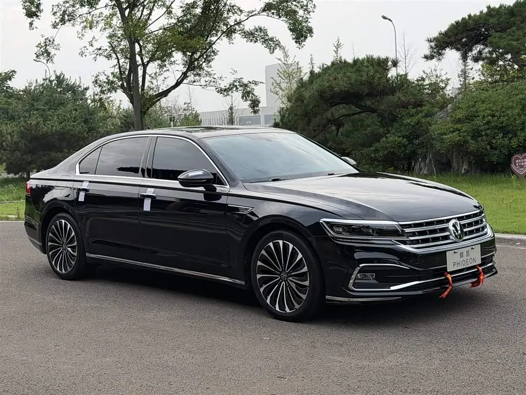 Volkswagen Phideon 2023 — Şəkil 3/9
