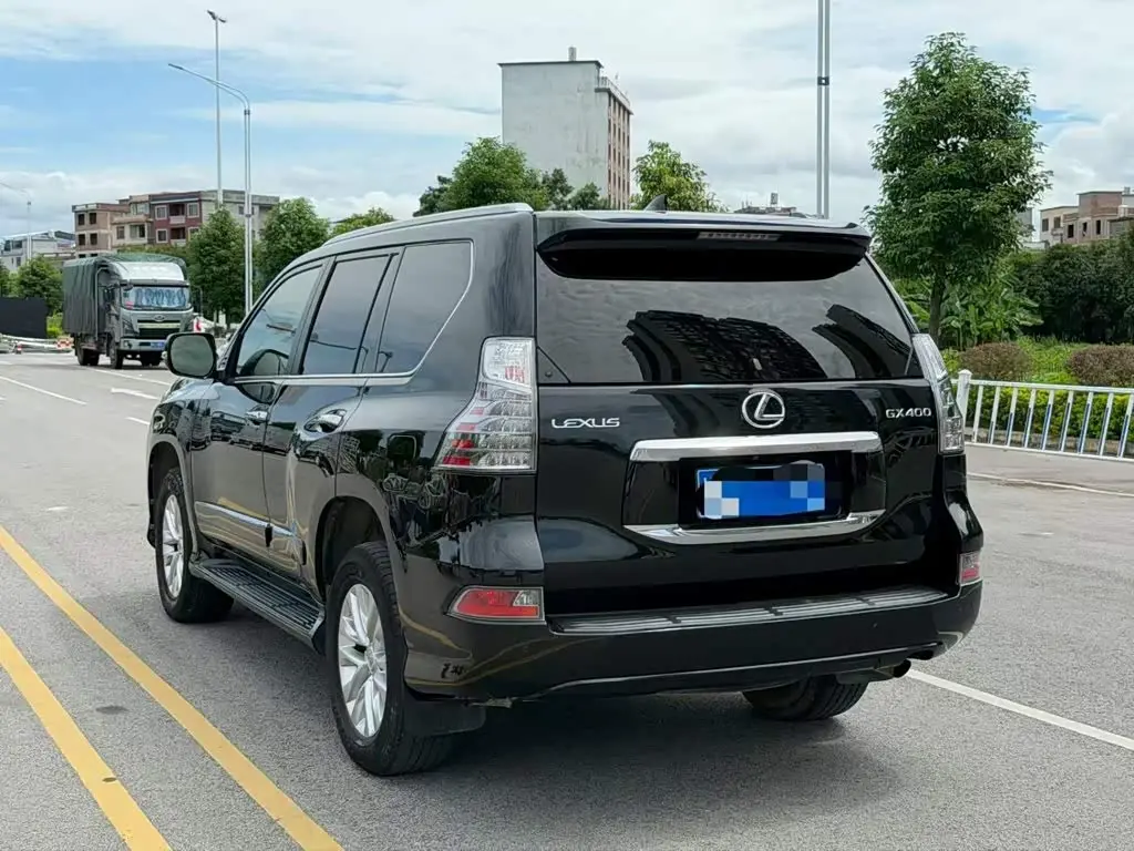 Lexus GX 2017 — ფოტო 5/9