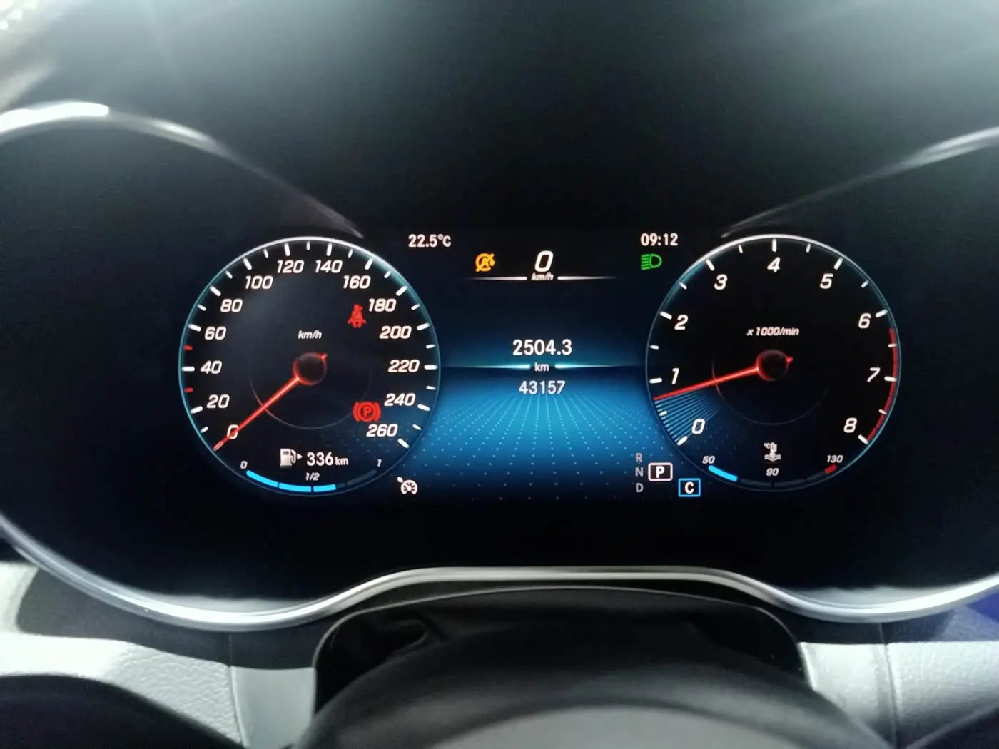 Mercedes-Benz GLC 2020 — Photo 11/20