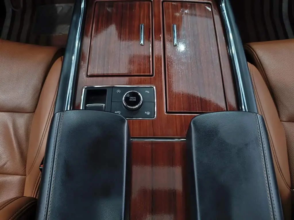 Lincoln Navigator 2022 — Photo 12/17
