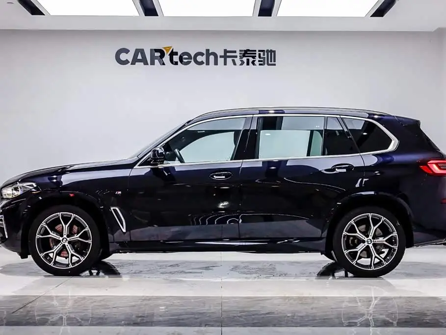 BMW X5 2022 — Фото 3/20