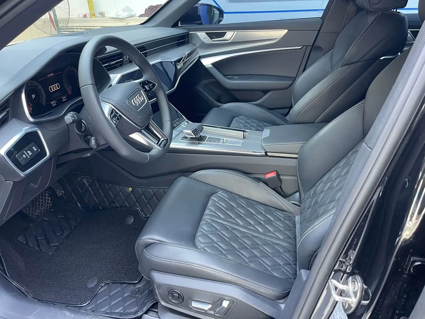 Audi A6L 2025 — Photo 4/9
