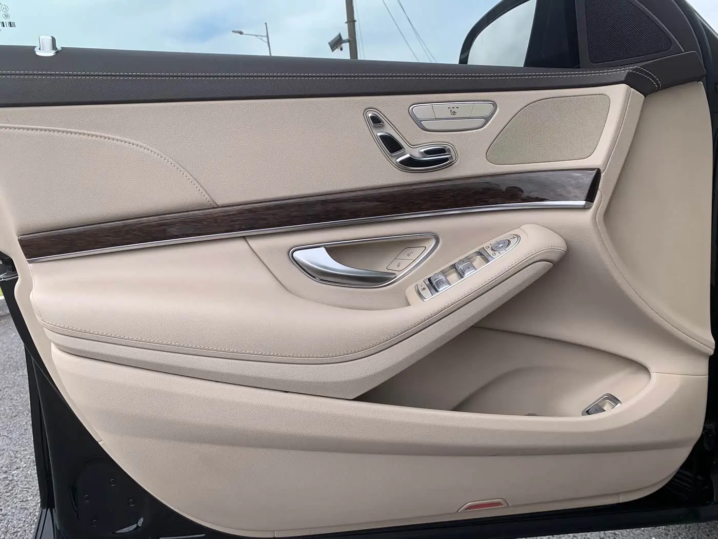 Mercedes-Benz S-Class 2014 — Photo 17/20
