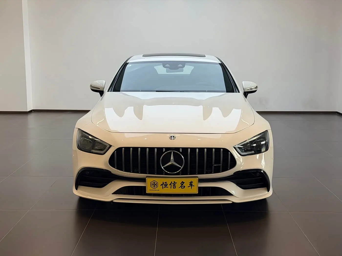 Mercedes-Benz AMG GT 2019 — Фото 2/19