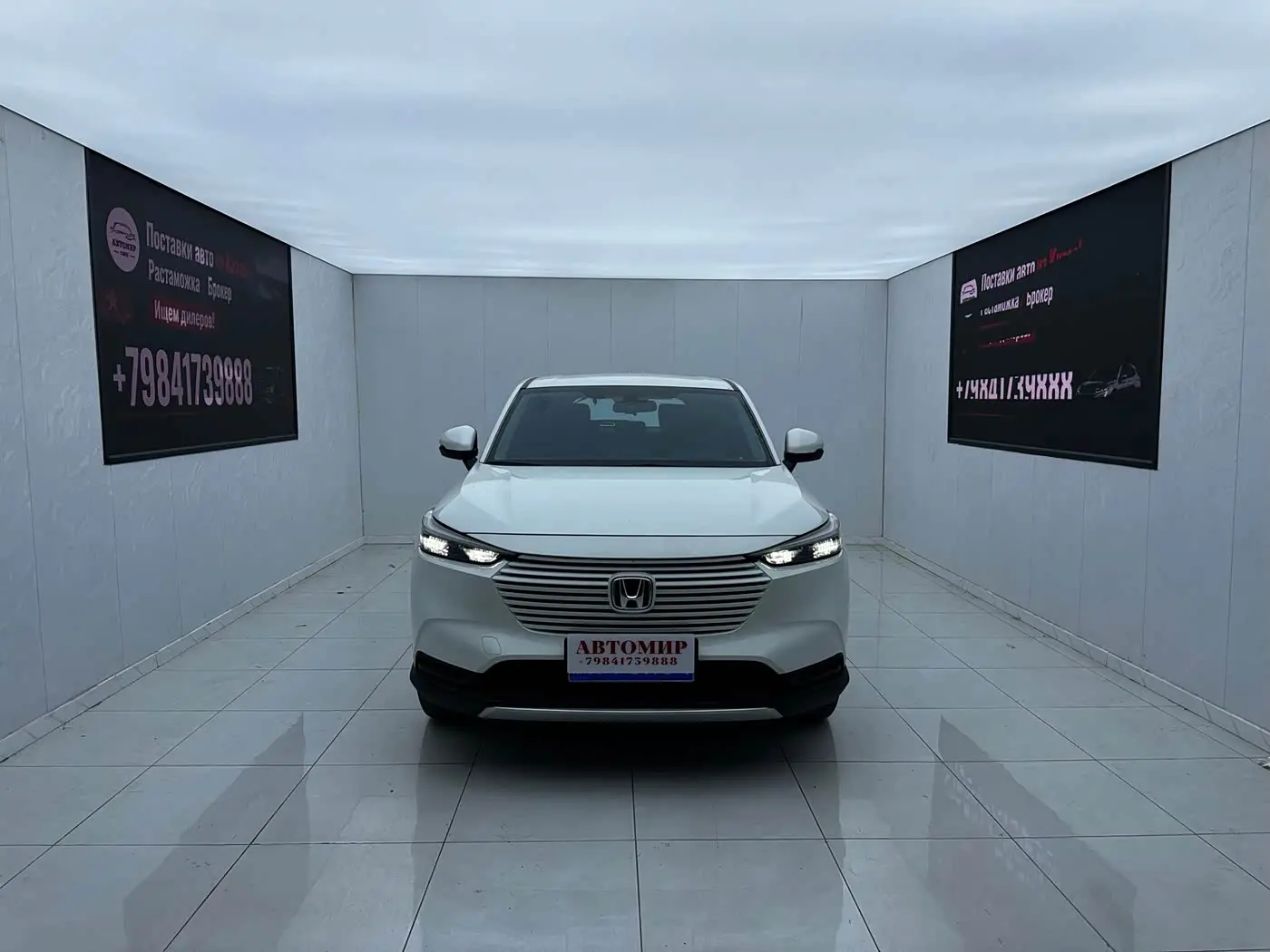 Honda Vezel 2023 — Şəkil 3/9