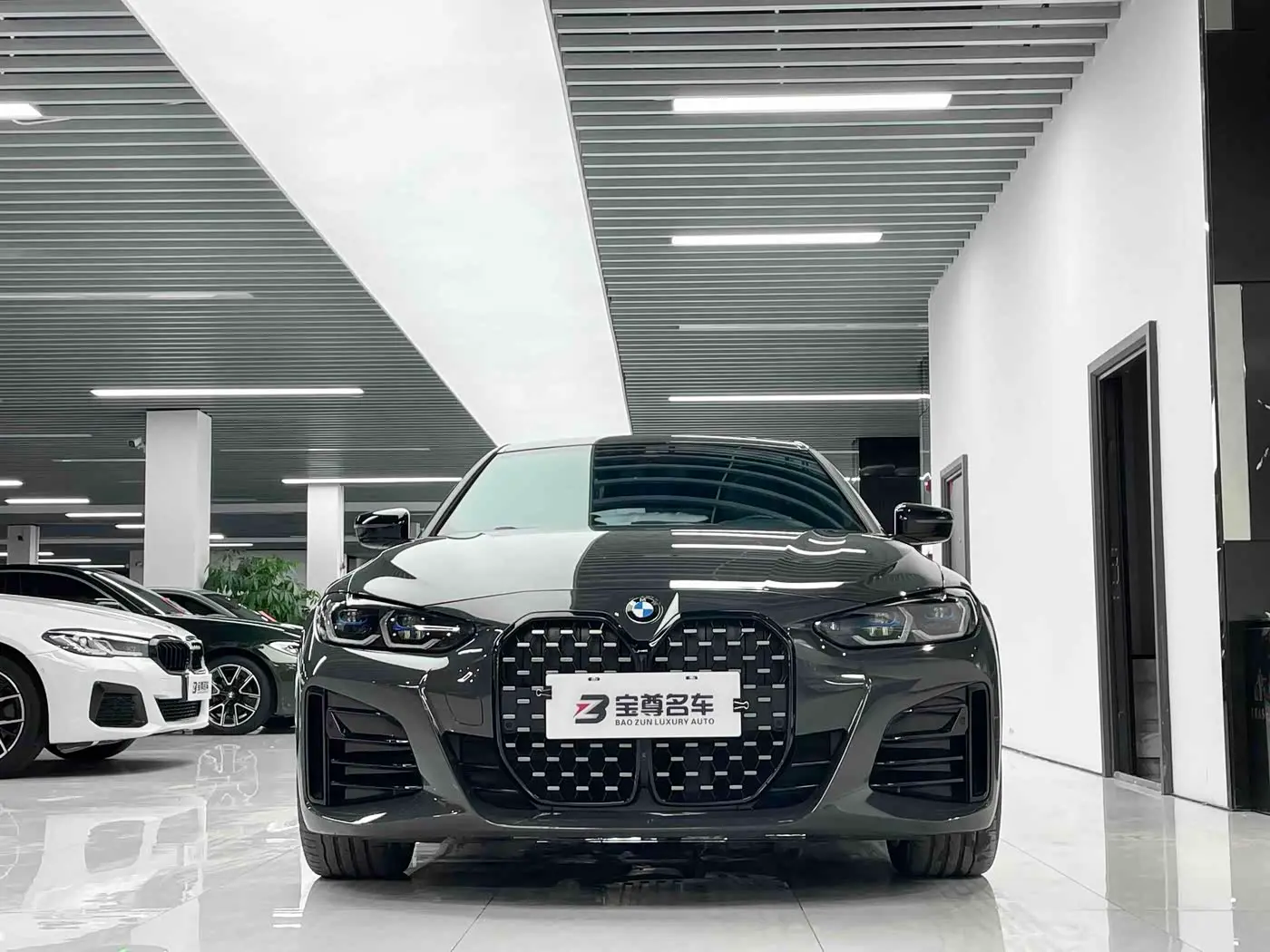 BMW 4 Series 2023 — Photo 2/18
