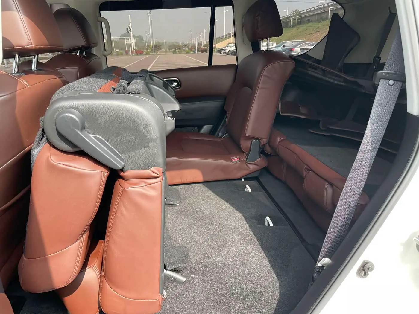 Nissan Patrol 2017 — Şəkil 15/20