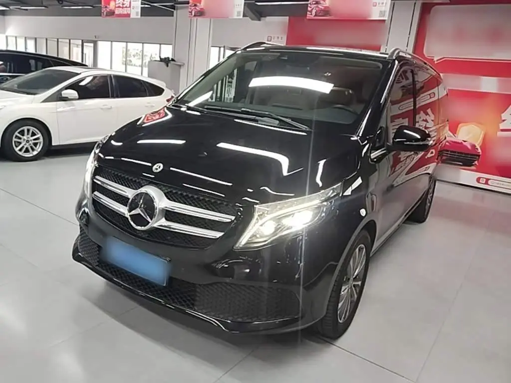 Mercedes-Benz V-Class 2022 — Şəkil 1/20