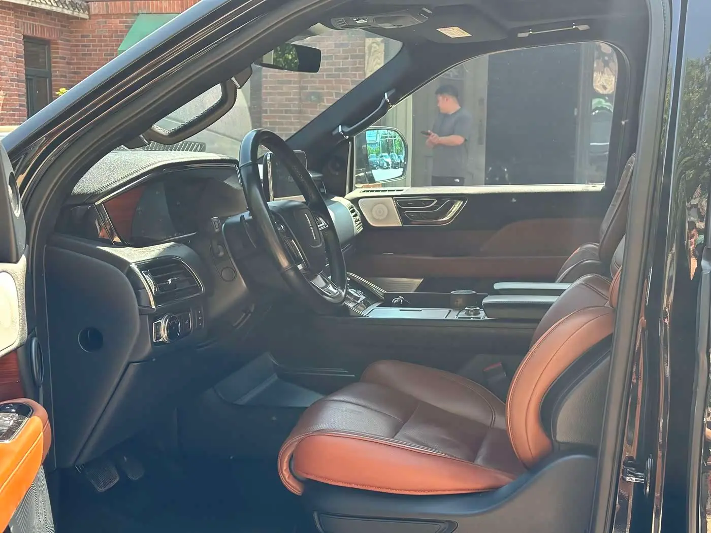Lincoln Navigator 2020 — Şəkil 7/20
