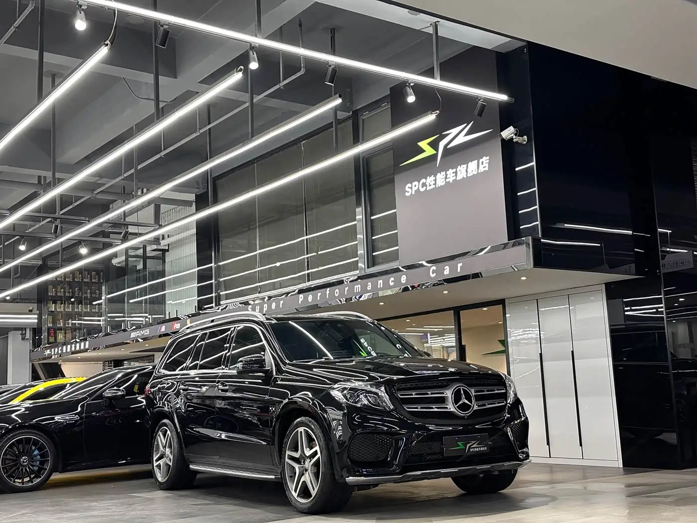 Mercedes-Benz GLS, 2017
