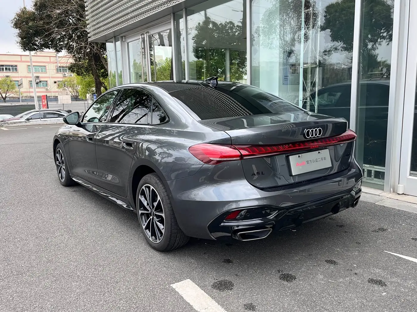 Audi A5L 2025 — Photo 4/18