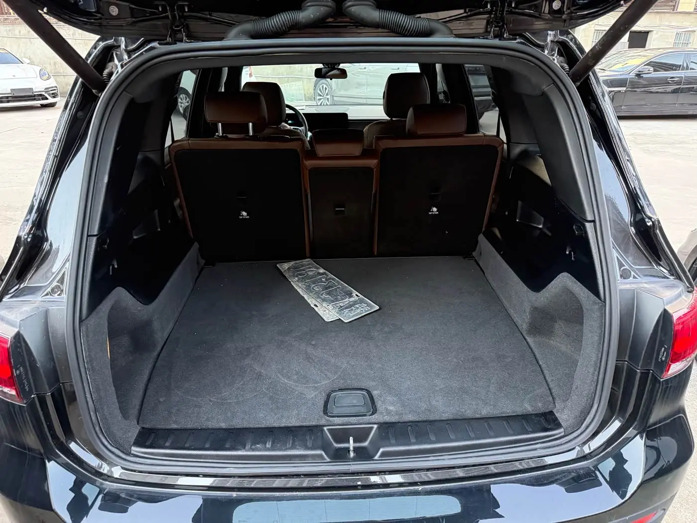 Mercedes-Benz GLB 2023 — Фото 11/20