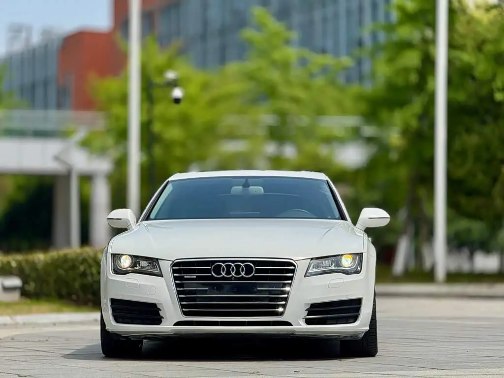 Audi A7 2014 — Photo 2/9