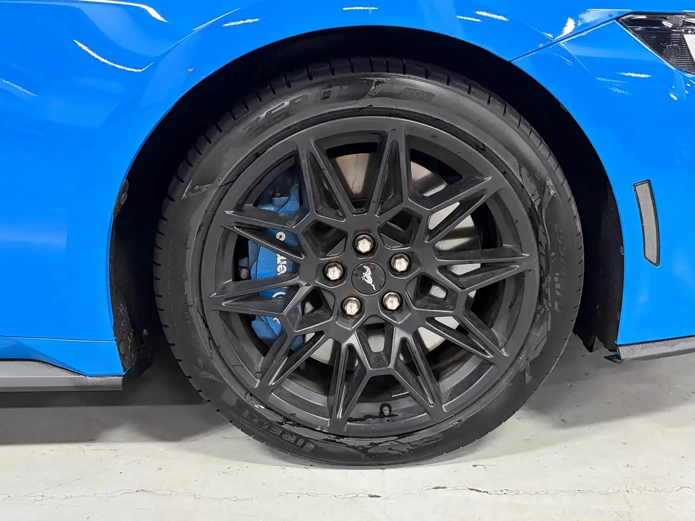 Ford Mustang 2024 — Photo 9/17