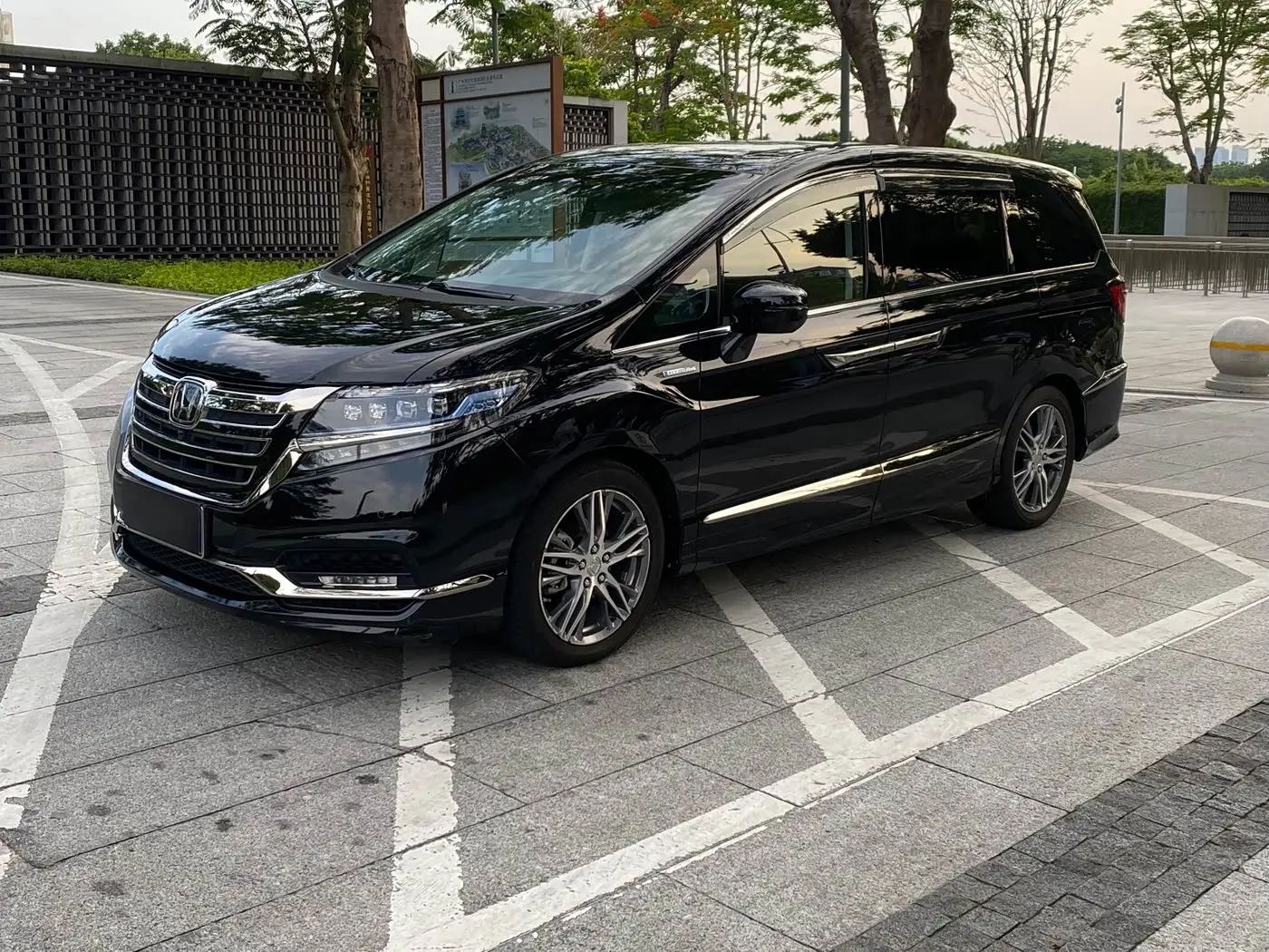 Honda Elysion 2020 — Şəkil 1/20