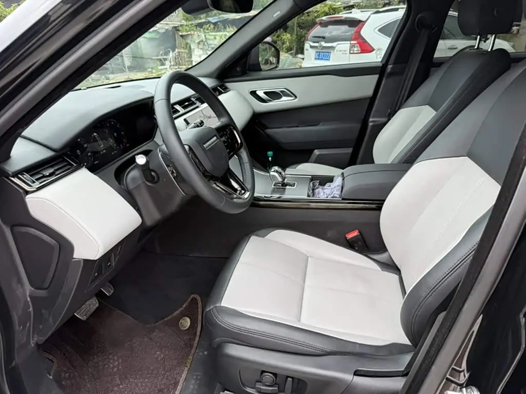 Land Rover Range Rover Velar 2024 — Photo 9/11