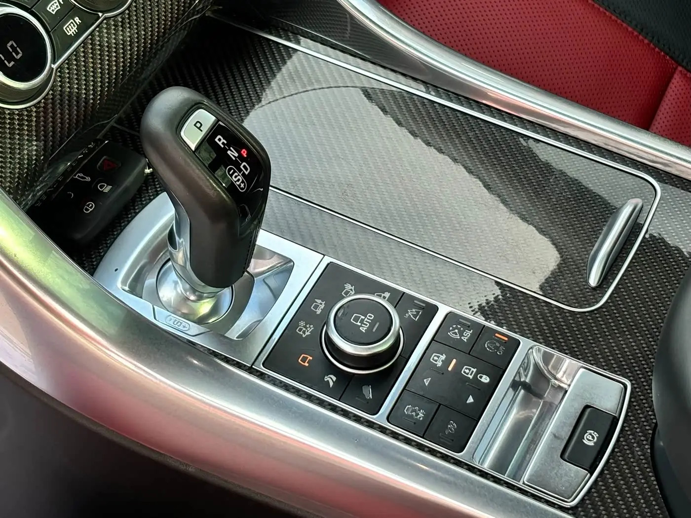 Land Rover Range Rover Sport 2016 — Şəkil 14/20