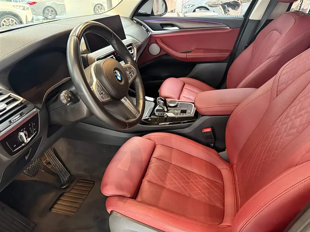 BMW X3 2024 — Photo 9/16