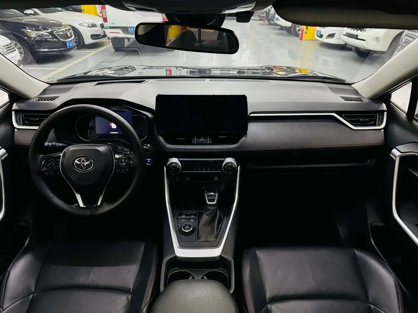 Toyota Wildlander New Energy 2022 — Photo 8/9