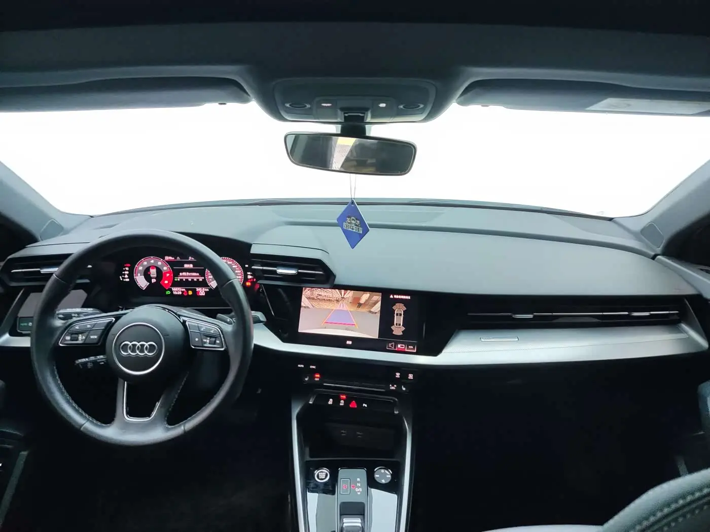 Audi A3 2023 — Photo 12/18