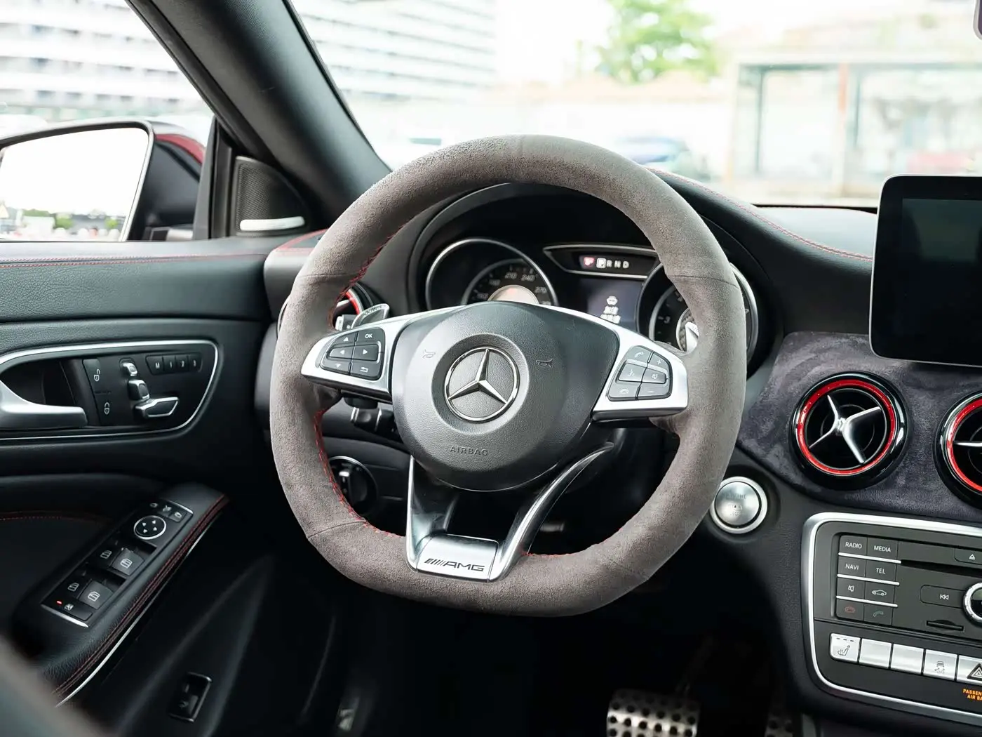 Mercedes-Benz CLA AMG 2017 — Photo 6/9