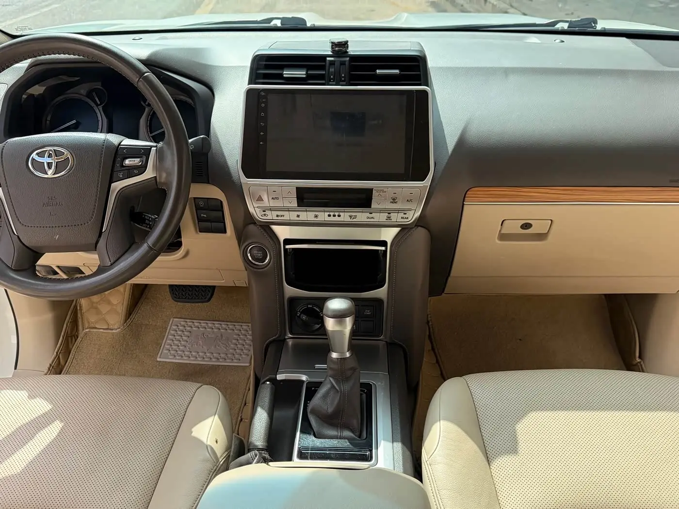 Toyota Prado 2020 — Photo 15/18