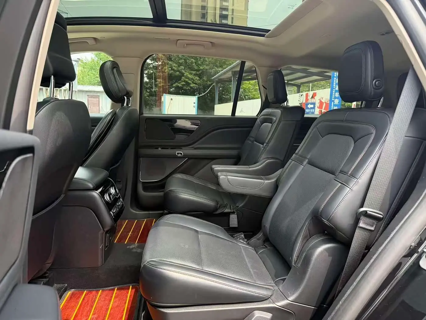 Lincoln Aviator 2021 — ფოტო 5/10