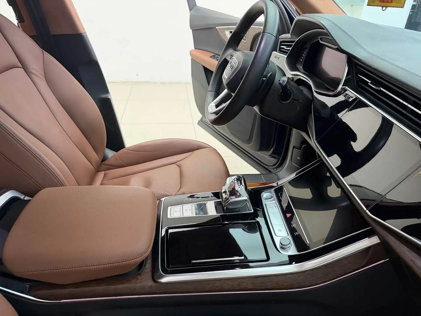 Audi Q7 2020 — Photo 15/20