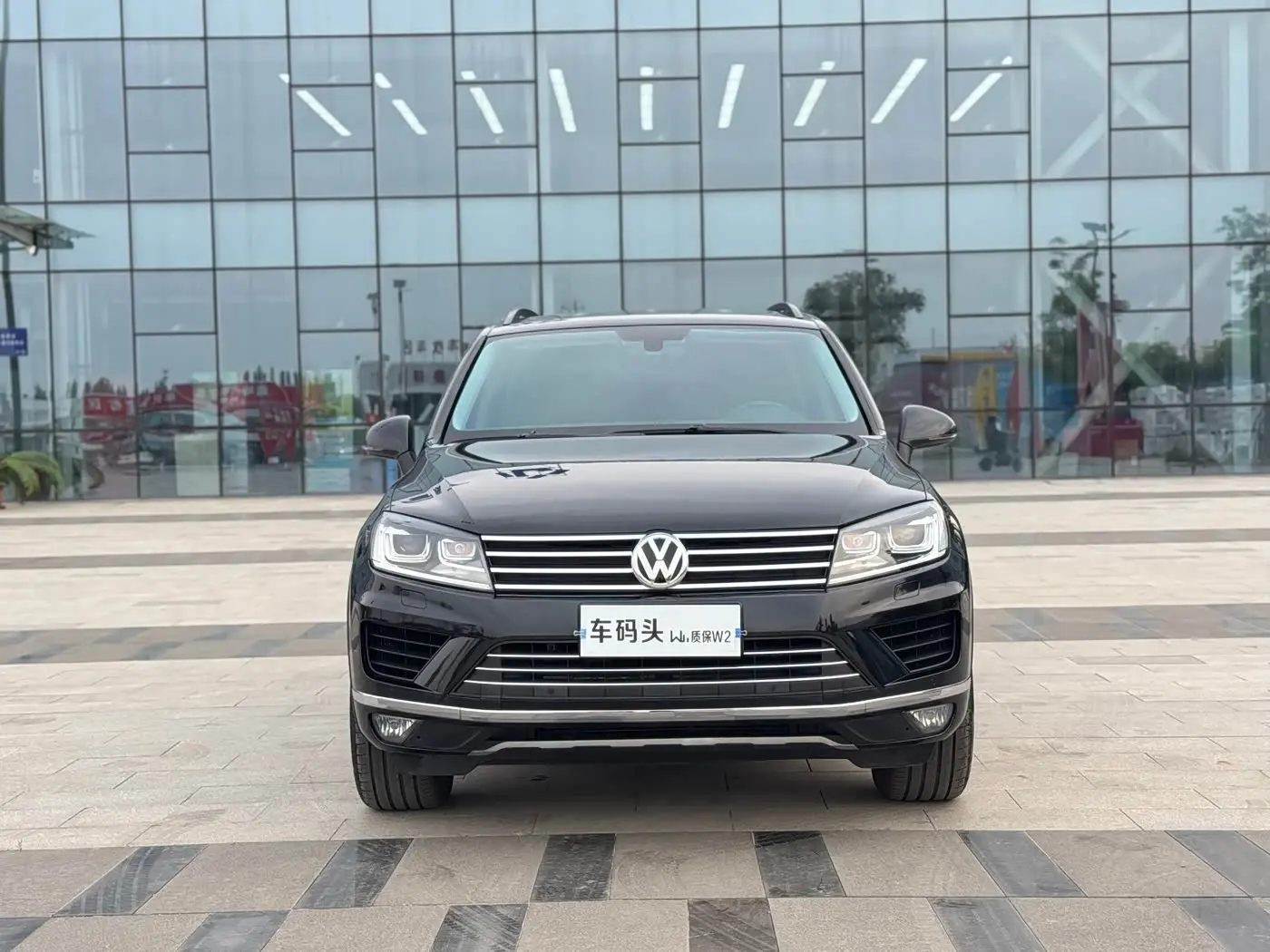 Volkswagen Touareg 2017 — Photo 2/20