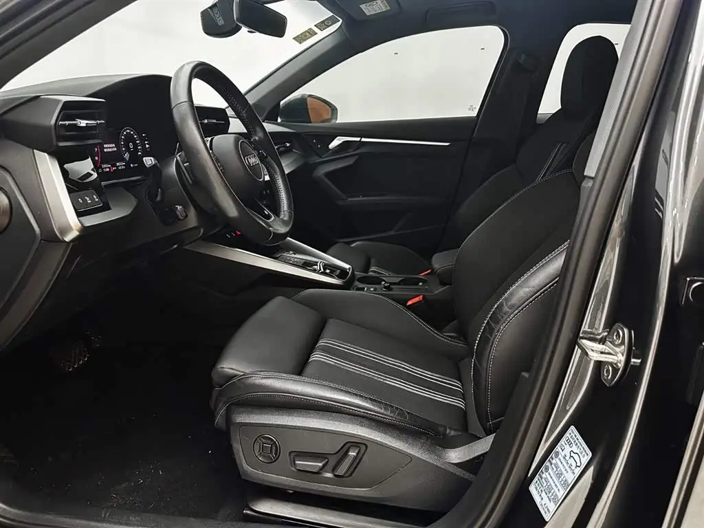 Audi A3 2022 — Photo 19/20