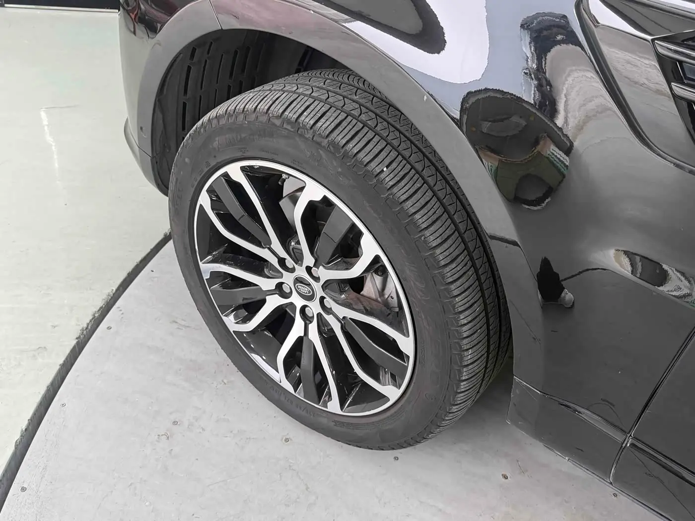 Land Rover Range Rover Sport 2021 — Photo 11/20