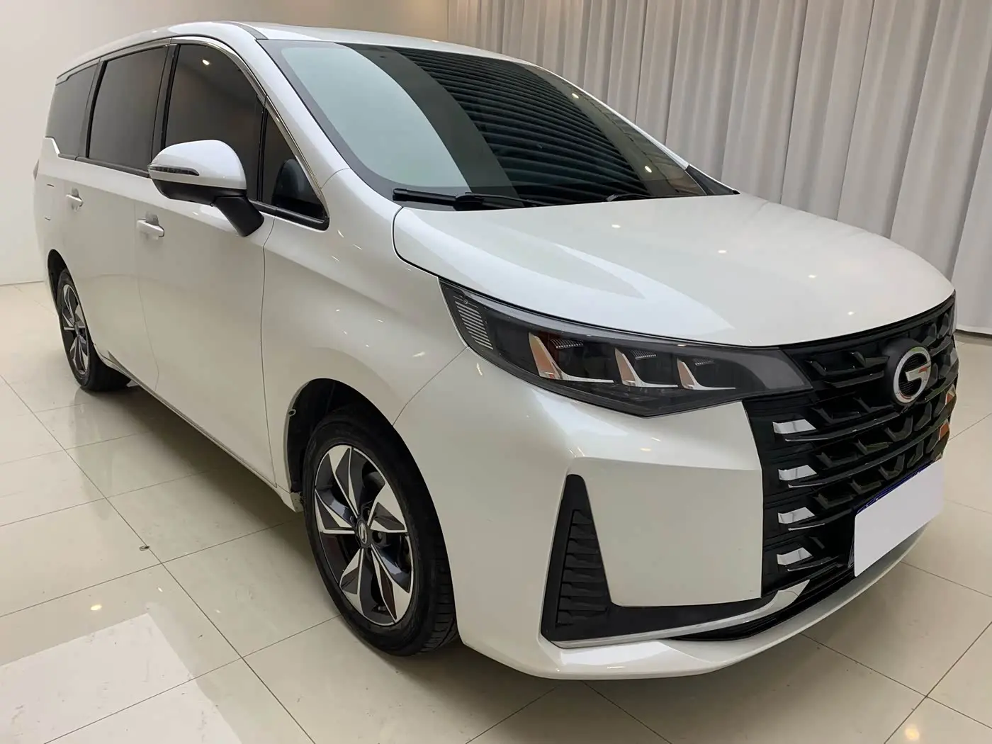 GAC Trumpchi Trumpchi M6 2023 — Фото 3/18
