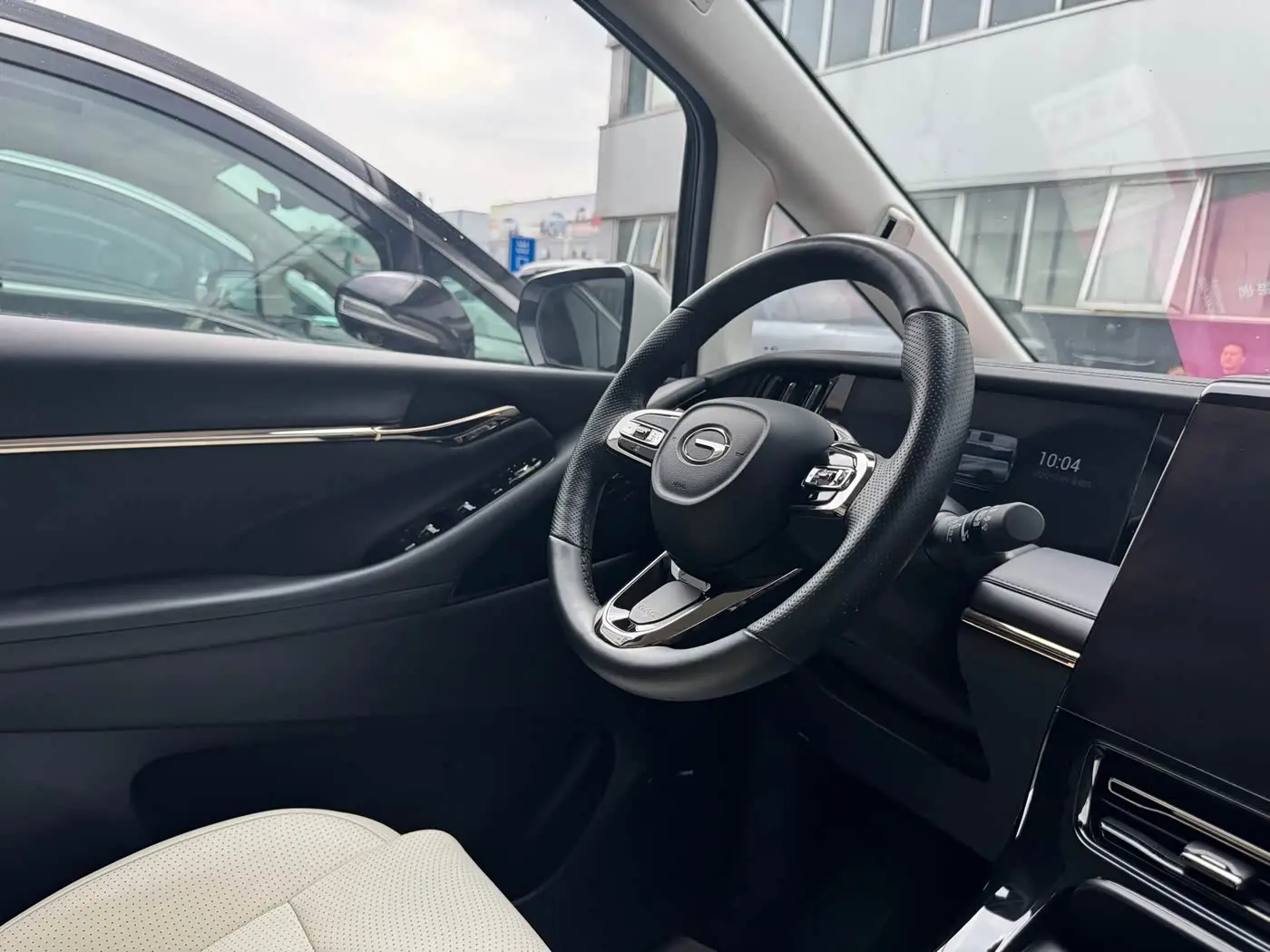 GAC Trumpchi Trumpchi E9 2023 — Photo 18/18