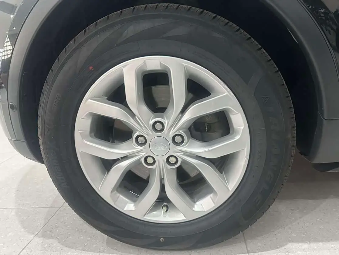 Land Rover Discovery 2020 — Photo 12/20