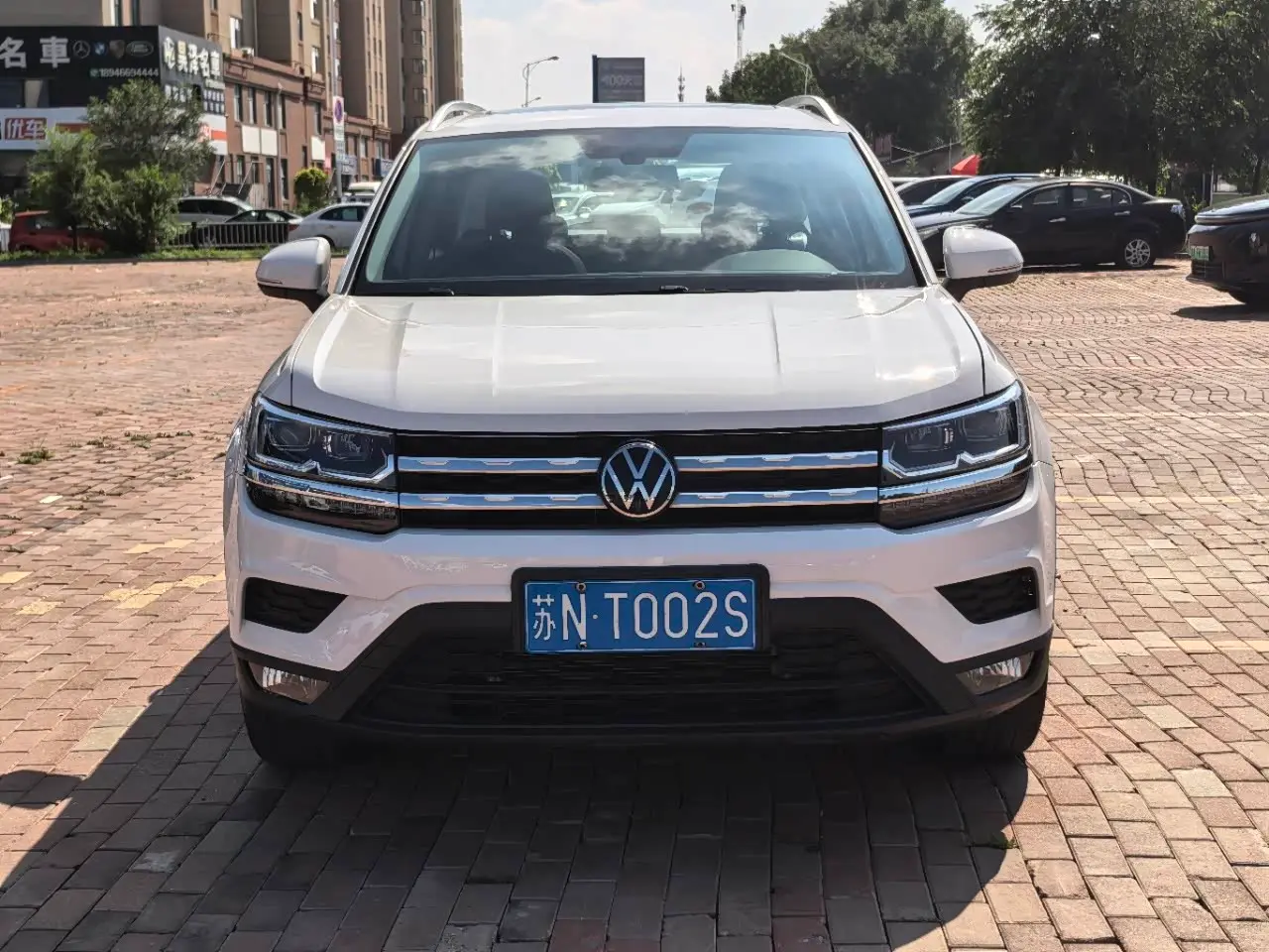 Volkswagen Tharu 2023 — Фото 2/17