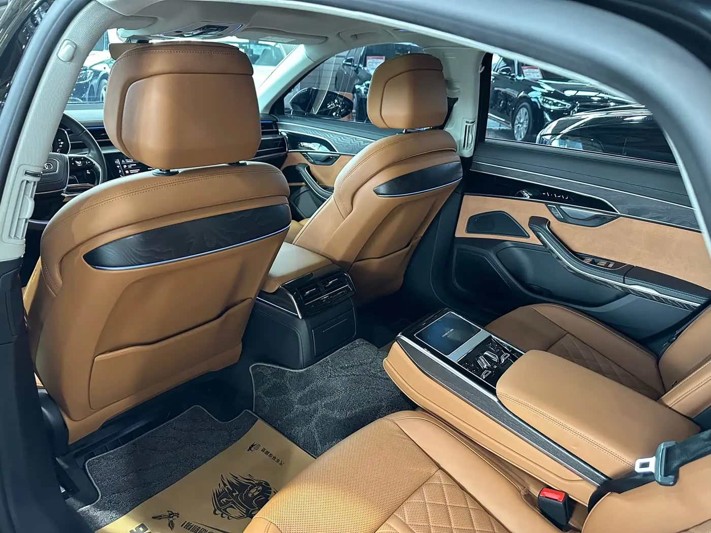 Audi A8 2024 — Photo 16/17