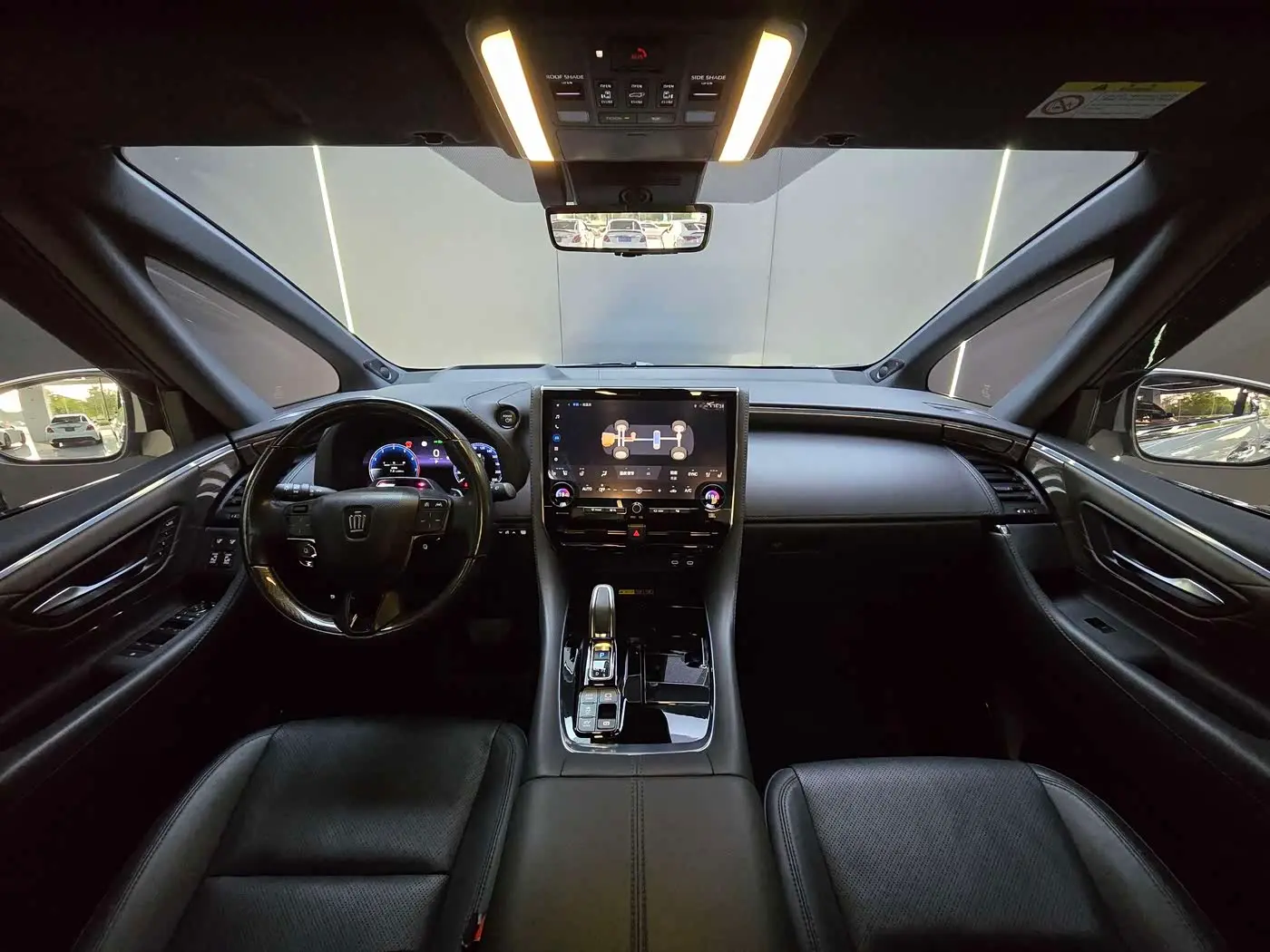 Toyota Vellfire 2023 — Şəkil 6/9