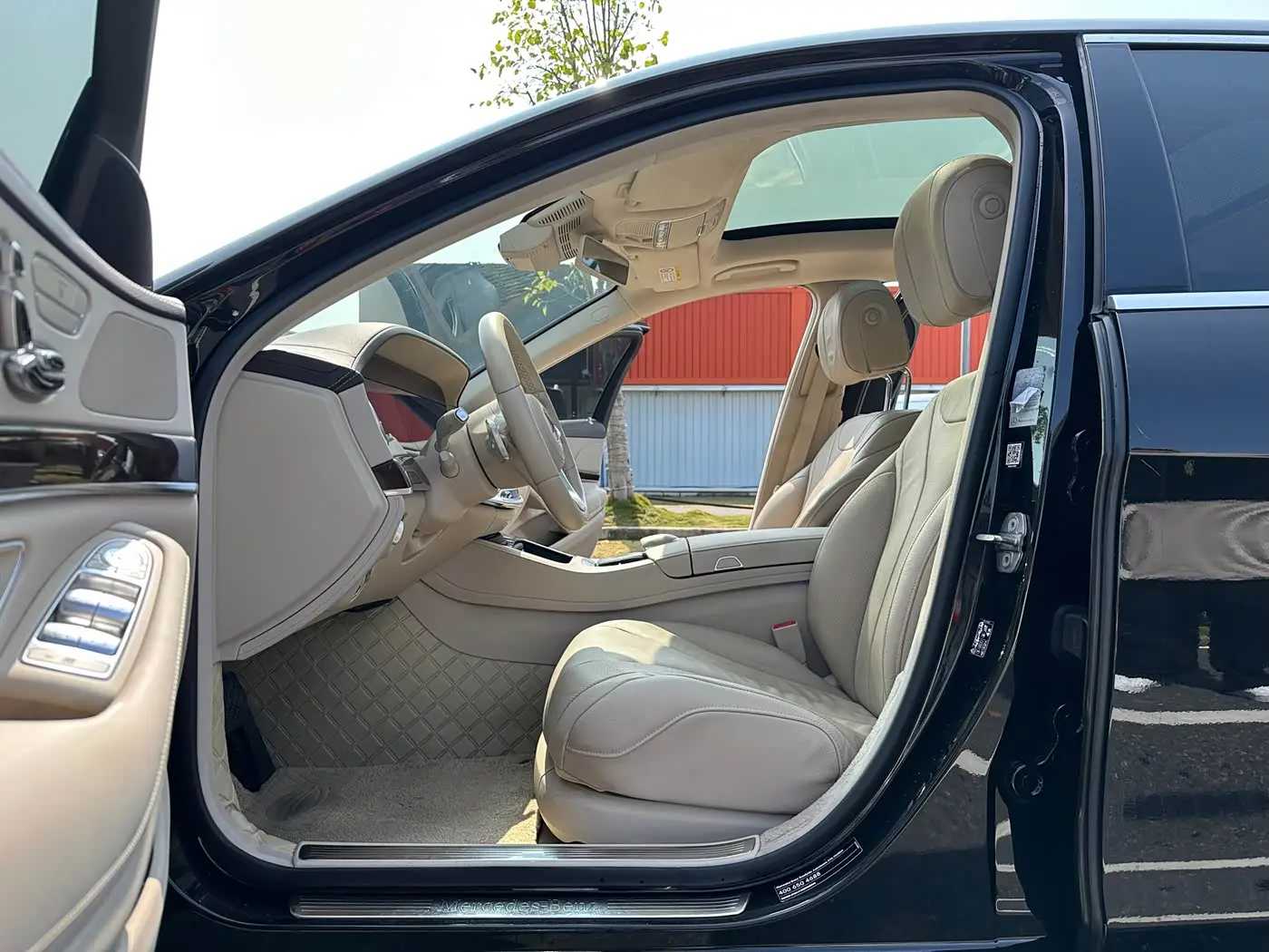 Mercedes-Benz S-Class 2020 — Photo 5/16