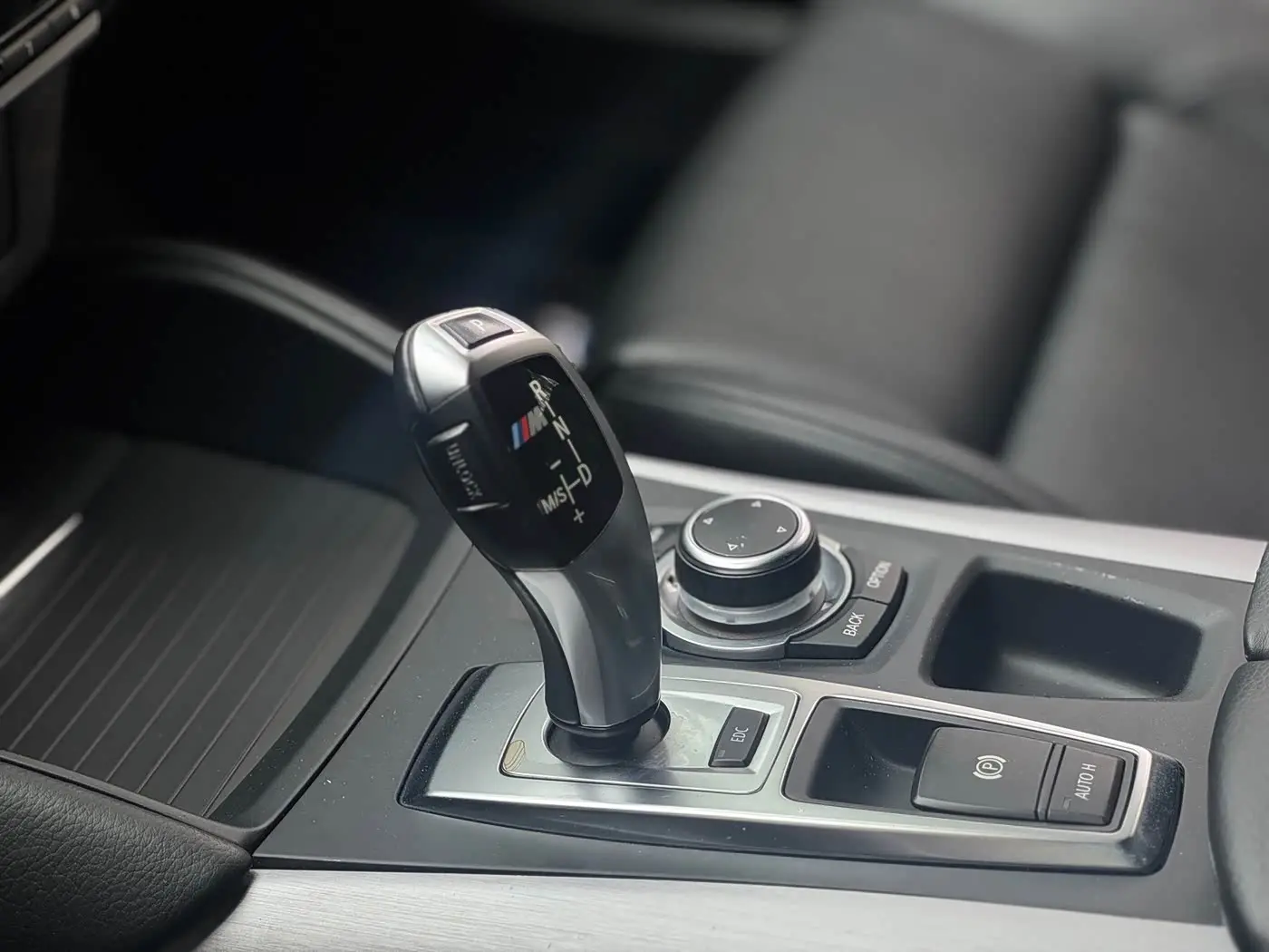 BMW X5 M 2013 — Şəkil 12/19